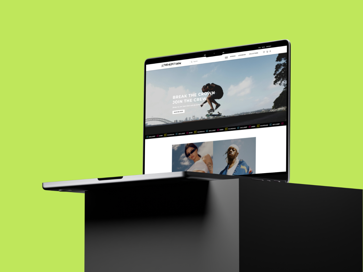 laptop op platform met home pagina van The Misfit Crew